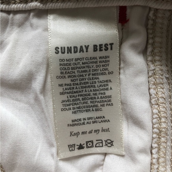 Aritzia Sunday Best Demo Cargo Short in Sandstorm - Picture 9 of 15